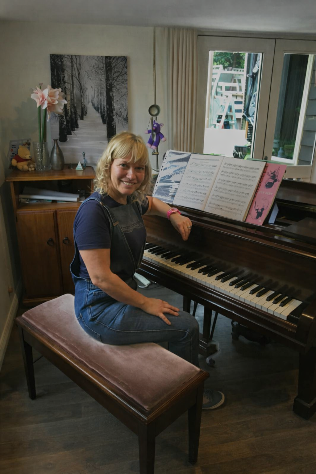 Yulia - Piano Teacher